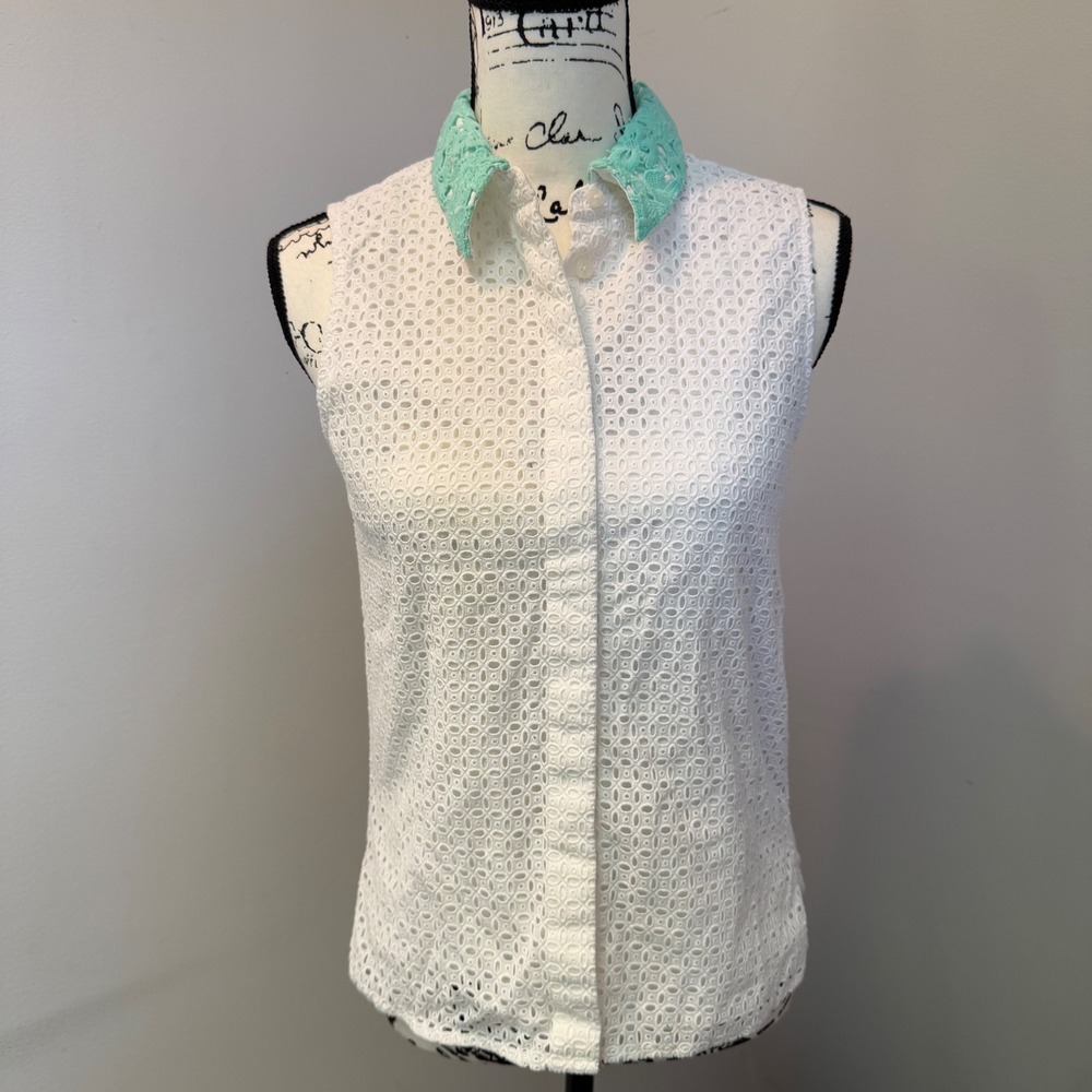 Draper James White Eyelet Sleeveless Top Mint Green Lace Collar Size 4‎